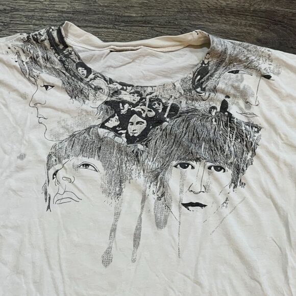 The Beatles Revolver T Shirt Cream Graphic Album Art Short Sleeve Men's Small - Picture 2 of 6